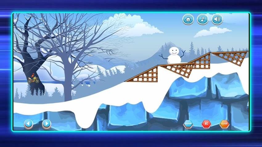 雪山摩托游戏